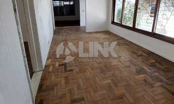 Imagem 2: Casa térrea 2 dormitórios com 3 vagas de garagem à venda no bairro Três Figueiras em porto