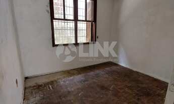 Imagem 6: Casa térrea 2 dormitórios com 3 vagas de garagem à venda no bairro Três Figueiras em porto