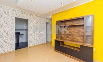 Imagem 2: Apartamento de 2 quartos com 1 vaga à venda no bairro São Sebastião em Porto Alegre