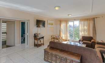 Imagem 3: Casa de 4 dormitórios e 5 vagas de garagem à venda no bairro Chácara das Pedras em Porto A