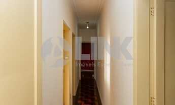 Imagem 6: Apartamento 3 dormitórios à venda no bairro Santana em Porto Alegre em frente à Praça Júli