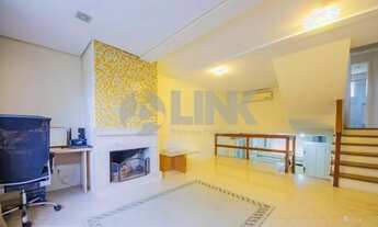 Imagem: Casa 2 quartos com 2 vagas à venda no bairro