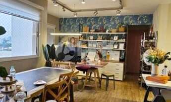 Imagem 3: Apartamento de 2 quartos com 1 vaga à venda no bairro Vila Ipiranga em Porto Alegre