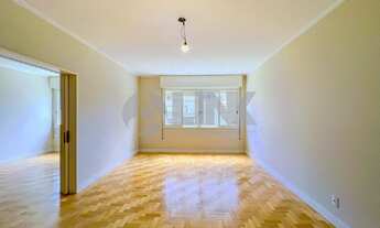 Imagem 2: Apartamento de 4 quartos com 1 vaga à venda no bairro Moinhos de Vento em Porto Alegre