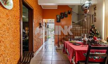 Imagem: Casa de 4 quartos com 3 vagas à venda no