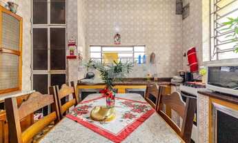 Imagem 5: Casa de 4 quartos com 3 vagas à venda no bairro São João em Porto Alegre