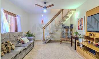 Imagem 2: Casa estilo sobrado com 5 quartos e 5 vagas à venda no bairro Sarandi em Porto Alegre