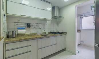 Imagem 7: Casa em condomínio fechado com 4 quartos e 2 vagas à venda no bairro Ecoville em Porto Ale