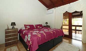 Imagem 4: Oportunidade única! Casa de 3 quartos com suíte e 3 vagas no Jardim Itu, Porto Alegre-RS