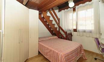 Imagem 6: Oportunidade única! Casa de 3 quartos com suíte e 3 vagas no Jardim Itu, Porto Alegre-RS