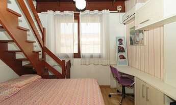 Imagem 7: Oportunidade única! Casa de 3 quartos com suíte e 3 vagas no Jardim Itu, Porto Alegre-RS