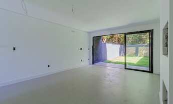 Imagem 2: Casa com 3 dormitórios 3 suítes e 4 vagas de garagem à venda no bairro Chácara das Pedras