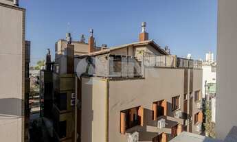 Imagem 2: Imperdível apartamento de 2 quartos com 1 vaga à venda no São Geraldo, Porto Alegre-RS!