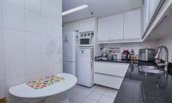 Imagem 2: Casa em condomínio, 3 dormitórios com 1 suíte, vaga de garagem para 2 carros, à venda no b