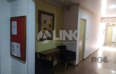 Imagem 3: Imperdível oportunidade de apartamento à venda no Bairro Partenon em Porto Alegre-RS: 2 qu