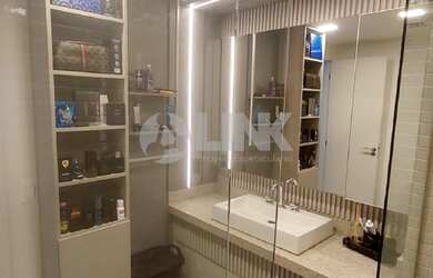 Imagem 5: Apartamento de Luxo no Menino Deus: 3 suítes, 2 vagas e lazer completo! Agende sua visita