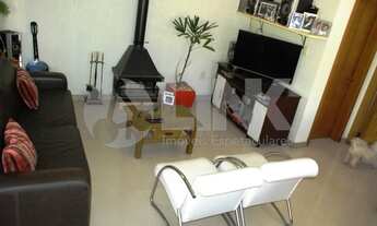 Imagem: Casa 4 dormitórios com 5 vagas de garagem