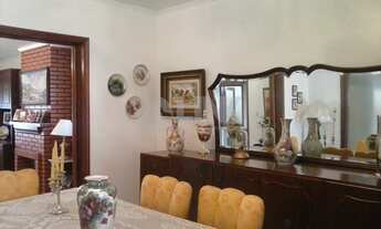 Imagem: Casa à venda em Porto Alegre no Bairro