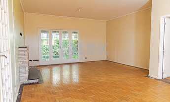 Imagem 3: Casa comercial à venda no bairro Jardim Lindóia, terreno de esquina, 6 dormitórios 4 vagas