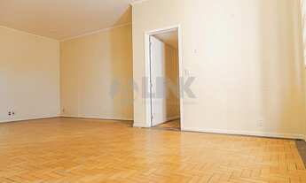 Imagem 6: Casa comercial à venda no bairro Jardim Lindóia, terreno de esquina, 6 dormitórios 4 vagas