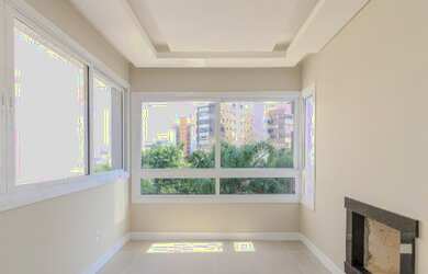 Imagem 7: Apartamento 2 dormitórios 2 suítes e 2 vagas de garagem à venda no bairro Petrópolis em Po