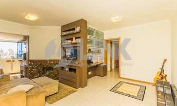 Imagem 1: Apartamento com 2 quartos e 2 vagas à venda no bairro Menino Deus em Porto Alegre