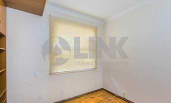 Imagem 4: Casa 4 dormitórios com 4 vagas à venda no bairro Petrópolis em Porto Alegre desocupada pró