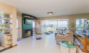 Imagem 2: Cobertura mobiliada de 3 quartos com 3 vagas à venda no bairro Rio Branco em Porto Alegre