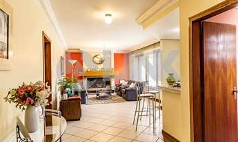 Imagem 4: Casa 3 dormitórios com 3 vagas de garagem à venda no bairro Três Figueiras em Porto Alegre