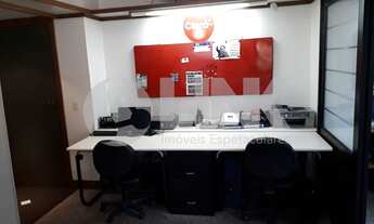 Imagem 2: Sala comercial com 1 vaga de garagem à venda no bairro Três Figueiras em Porto Alegre próx