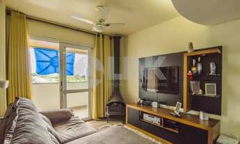 Imagem 2: Apartamento de 3 dormitórios sendo 1 suíte à venda com 2 vagas de garagem em Porto Alegre