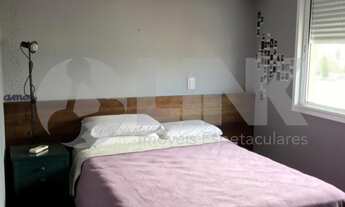 Imagem 2: Apartamento de 2 dormitórios sendo 1 suíte à venda com 2 vagas de garagem em Porto Alegre