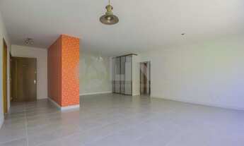 Imagem 4: Apartamento de 3 dormitórios à venda com 2 vagas de garagem em Porto Alegre, no bairro Moi