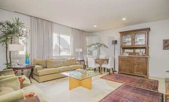 Imagem 1: Apartamento de 3 quartos à venda no bairro Moinhos de Vento em Porto Alegre