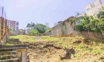 Imagem: Terreno à venda em Porto Alegre, no bairro