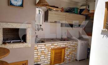 Imagem 7: Casa térrea com 2 dormitórios e 1 vaga de garagem no bairro Hípica em Porto Alegre próxima