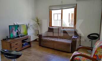 Imagem: Casa térrea com 2 dormitórios e 1 vaga