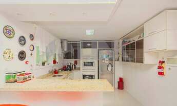 Imagem 6: Casa em condomínio de 3 dormitórios sendo 1 suíte com 9 vagas de garagem à venda no bairro