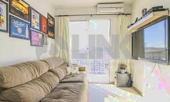 Imagem 2: Apartamento de 2 dormitórios com 1 vaga de garagem à venda no bairro Tristeza em Porto Ale