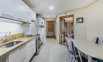 Imagem 3: Casa em condomínio fechado 4 dormitórios e 4 vagas de garagem à venda no bairro Ecoville e