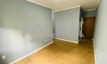 Imagem 2: Apartamento de 2 dormitórios com 1 vaga de garagem à venda no bairro São Sebastião em Port