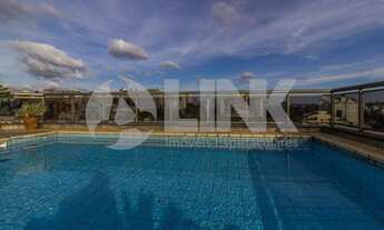 Imagem 3: Cobertura de 5 dormitórios sendo 4 suítes à venda com 4 vagas de garagem em Porto Alegre