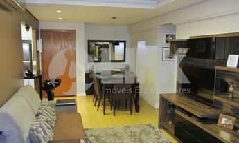 Imagem 1: Apartamento de 2 dormitórios sendo 1 suíte à venda com 2 vagas de garagem em Porto Alegre