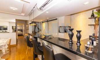 Imagem 7: Apartamento alto padrão 3 dormitórios com 2 vagas de garagem à venda no bairro Menino Deus