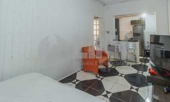 Imagem 3: Casa de 1 dormitório à venda em Porto Alegre, no bairro Bom Fim, próximo ao Parque Farroup