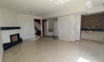 Imagem 4: Casa em condomínio de 3 dormitórios sendo 3 suítes com 3 vagas de garagem à venda no bairr