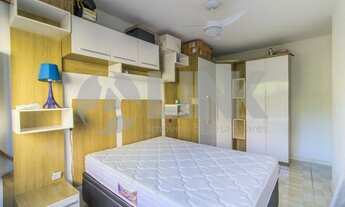 Imagem 5: Apartamento de 2 dormitórios à venda com 1 vaga de garagem em Porto Alegre, no bairro Jard