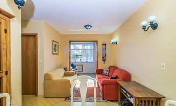 Imagem 3: Apartamento de 2 dormitórios sendo 1 suíte com 1 vaga de garagem à venda no bairro Petrópo