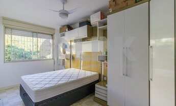 Imagem 4: Apartamento de 2 dormitórios à venda com 1 vaga de garagem em Porto Alegre, no bairro Jard