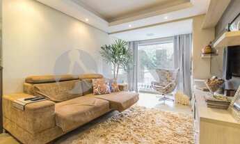 Imagem 2: Apartamento de 2 dormitórios sendo 1 suíte à venda com 2 vagas de garagem em Porto Alegre